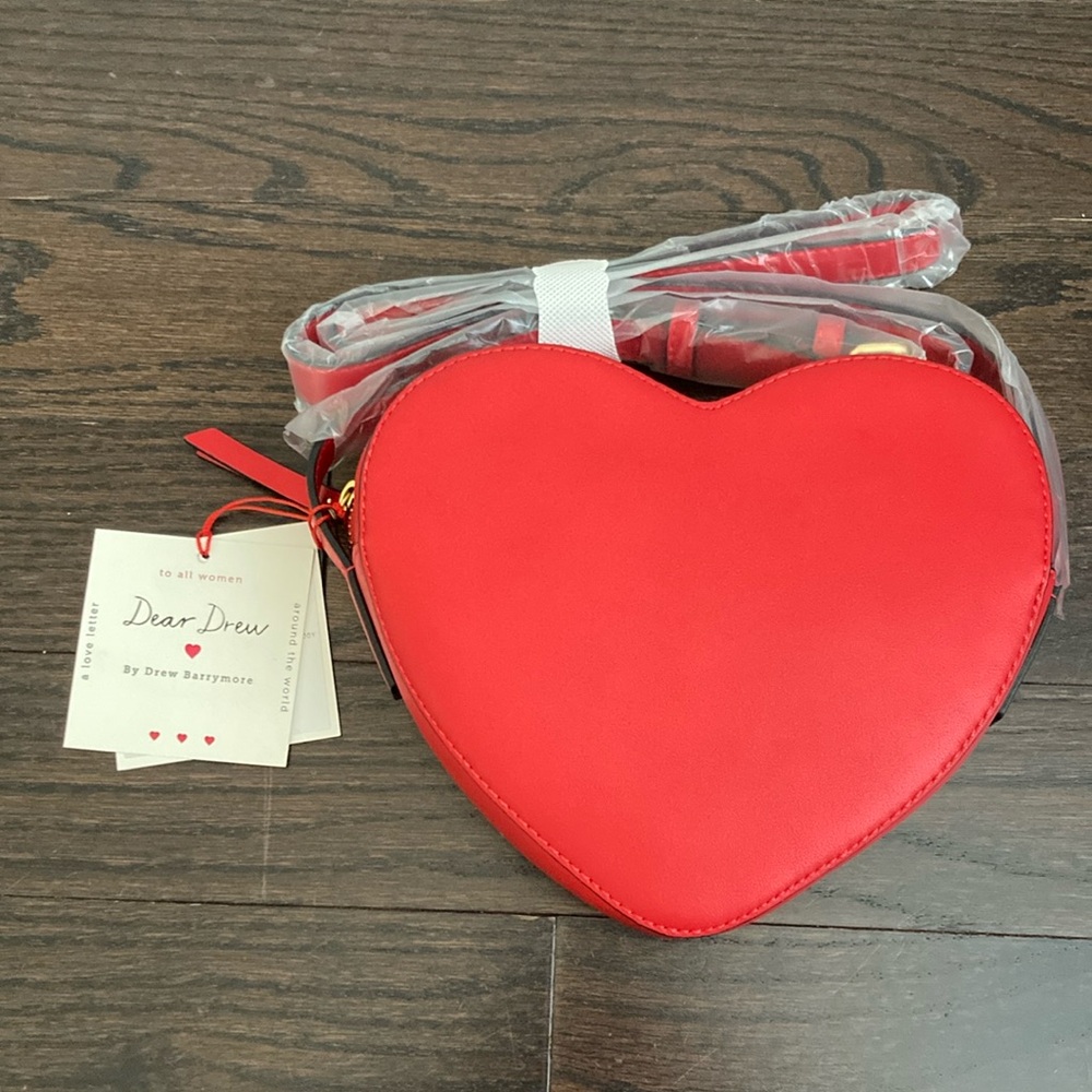 Dear Drew by Drew Barrymore Red Heart-Shaped Women's Cross body bag ❤️